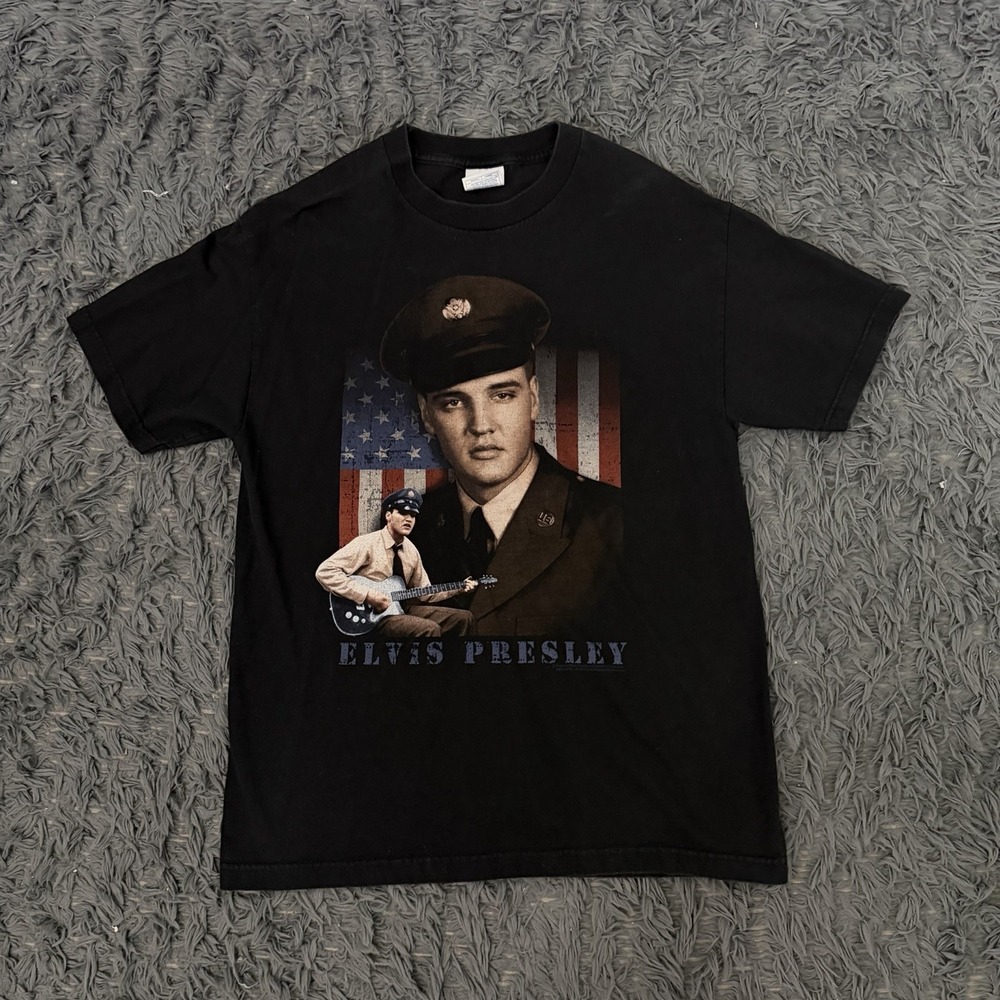 USA vintage 2002 Elvis Presley Young ARMY photos on Black T-Shirt AAA sz L - Picture 1 of 3